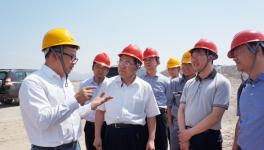 安徽省政府副秘書長趙振華一行到緬甸海螺考察指導